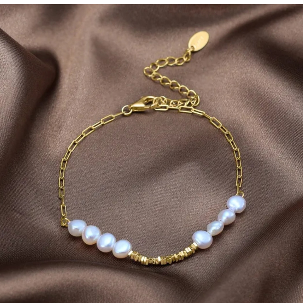 Freshwater pearl bracelet for women