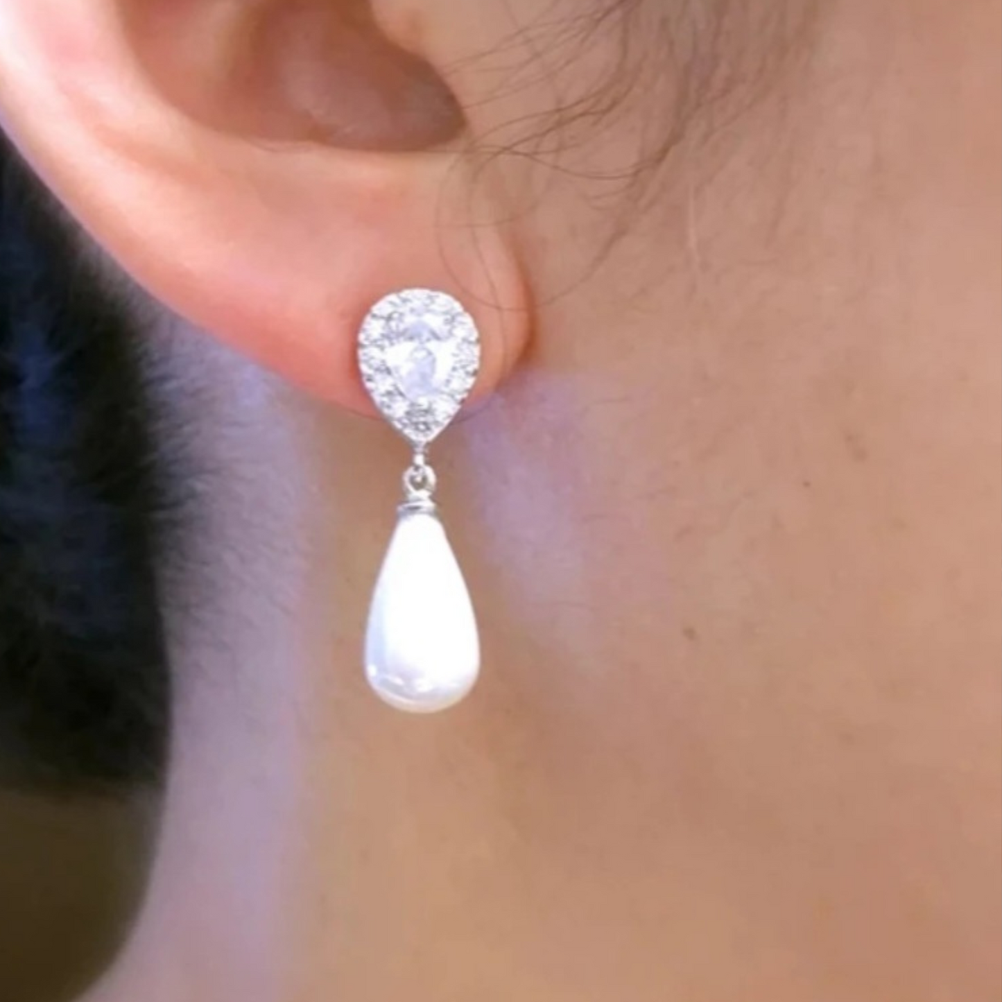 Water drop earrings