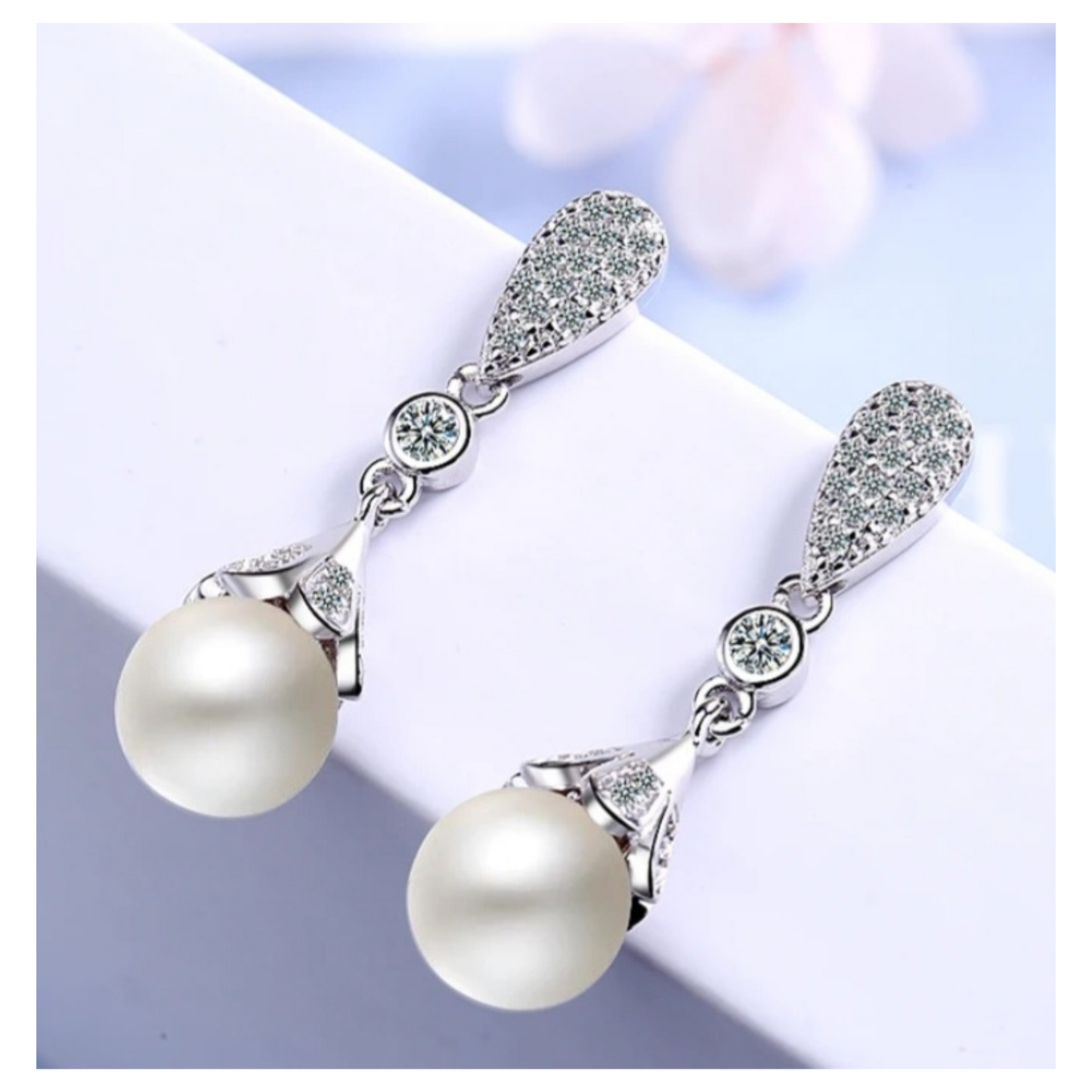 Freshwater pearl drop earrings