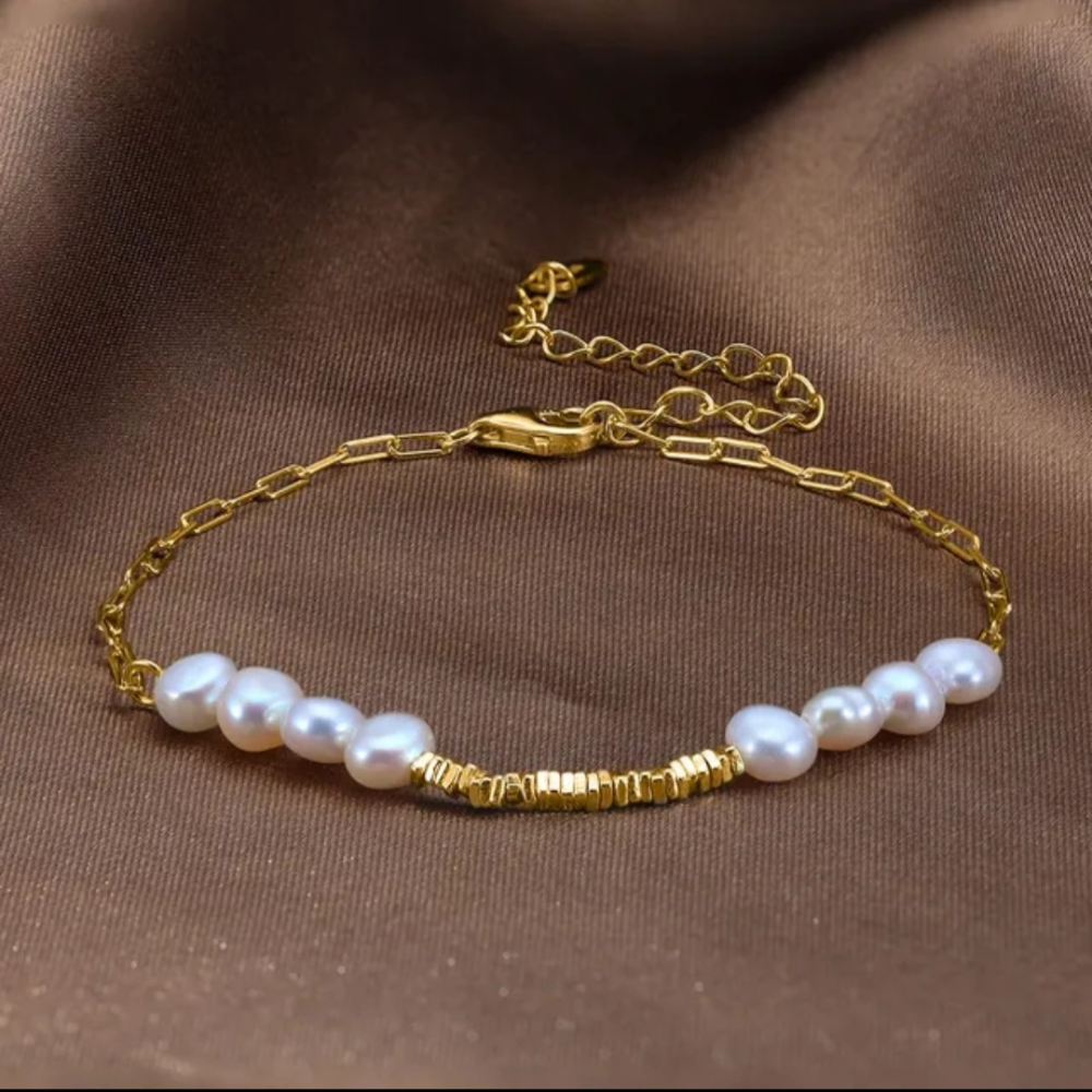 Freshwater pearl bracelet for women