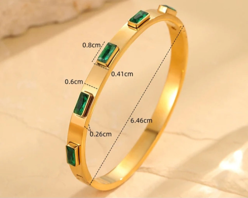 Stacks bracelets