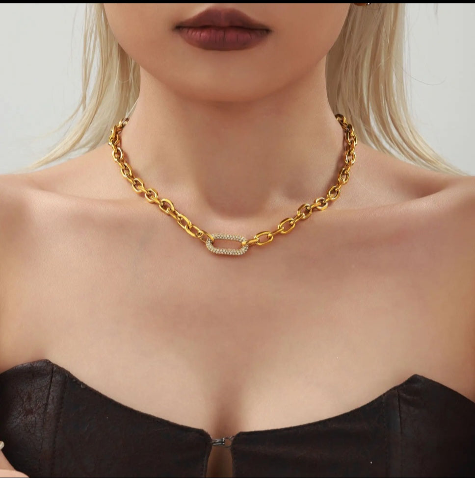 Dainty Necklace Set